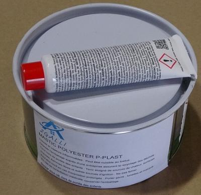 Mastic polyester NOIR Spécial plastiques durs 0.375L SOIT 0.6 Kg